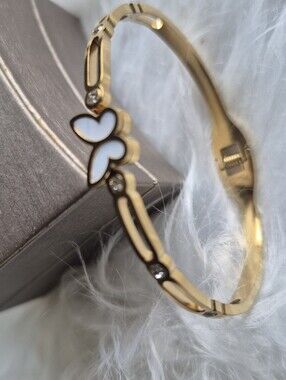 Gold Heart Accent Bangle Bracelet with White Inlay - Women's Jewelry
